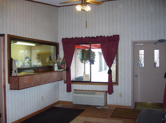 Budgetel Inn & Suites Columbus Exterior photo